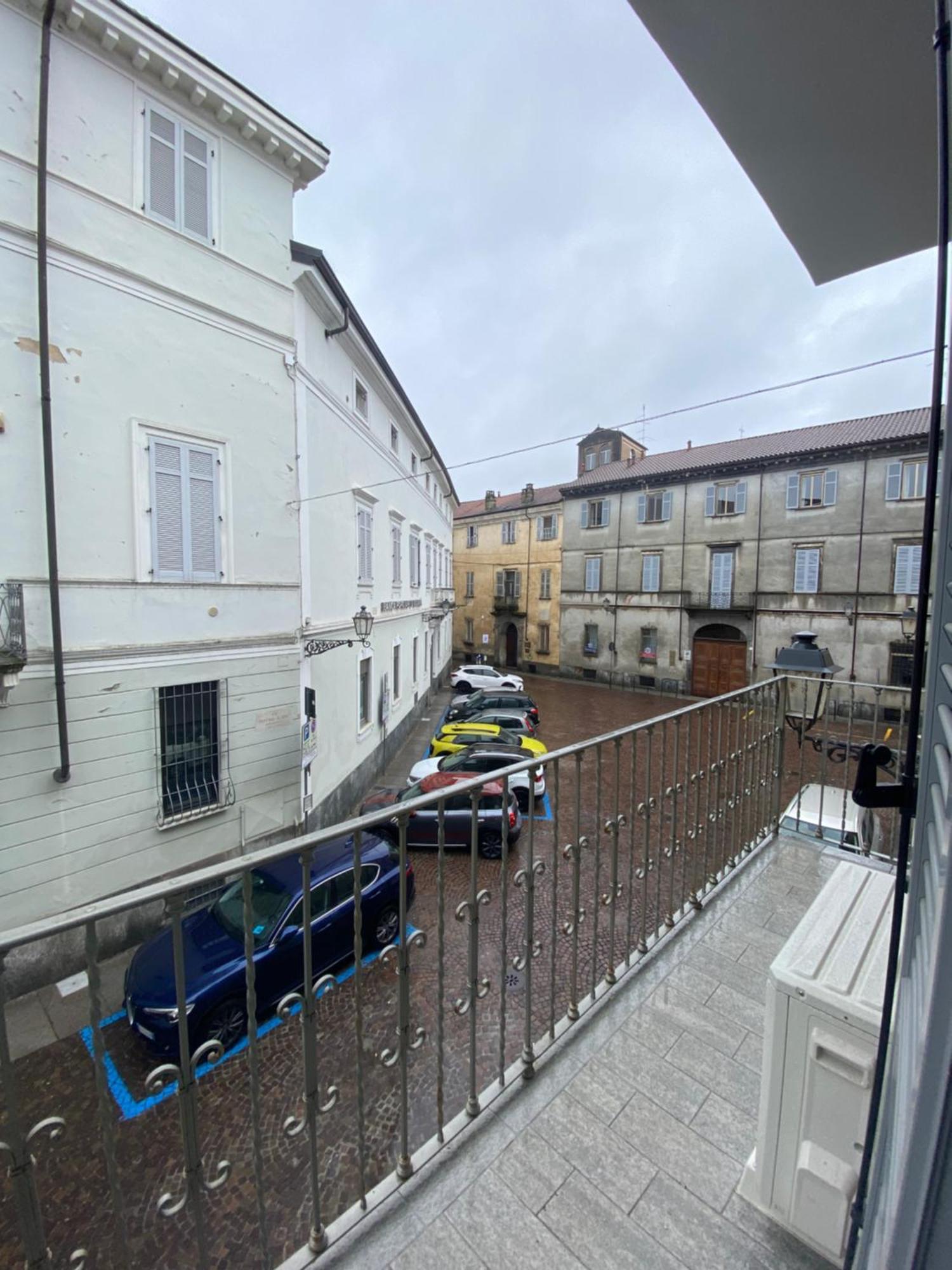 La Casa Nel Vicolo Camera 2 Καζάλε Μονφερράτο Εξωτερικό φωτογραφία